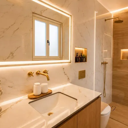 Sas Luxury Homes Apartment *